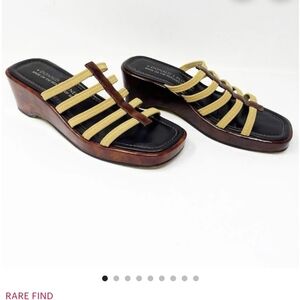 Vintage Donald J. Pliner Women's Black and Tan Wedge Sandals_8